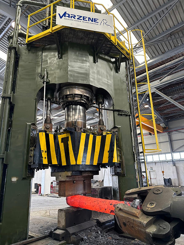 Varzene Metal Press